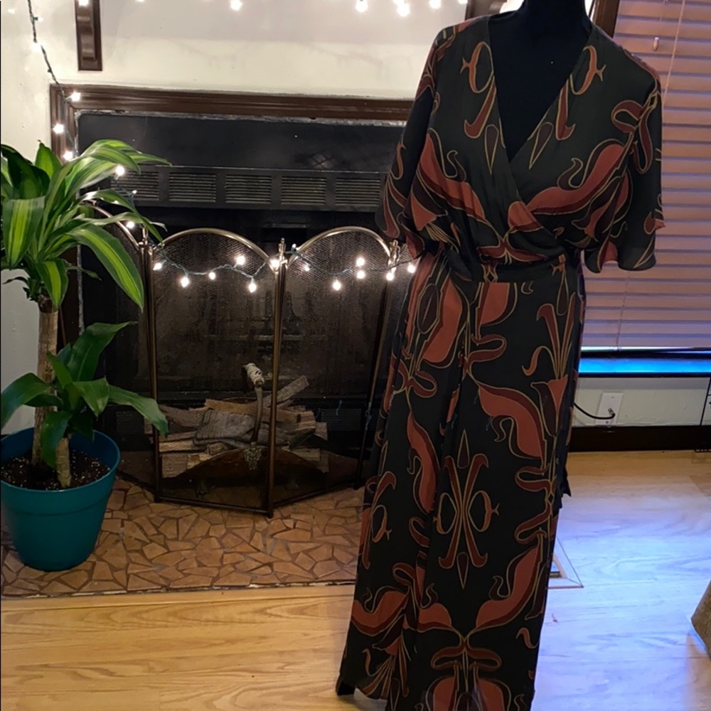 Gorgeous FREE PEOPLE wrap dress